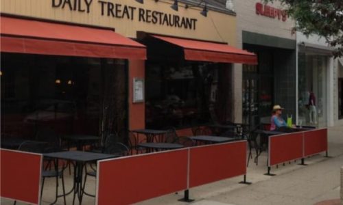 Sidewalk Barriers | Branded Cafe Barriers | Sidewalk Cafe Barricades |(17)